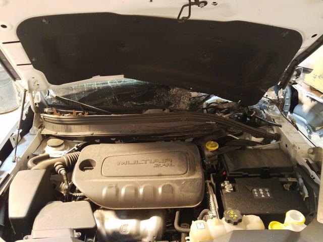 Photo 7 from auction – 2019 JEEP CHEROKEE L with VIN 1C4PJLLB1KD332566