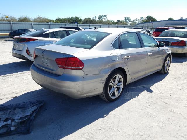 Photo 4 from auction – 2014 VOLKSWAGEN PASSAT SE with VIN 1VWBN7A33EC053869