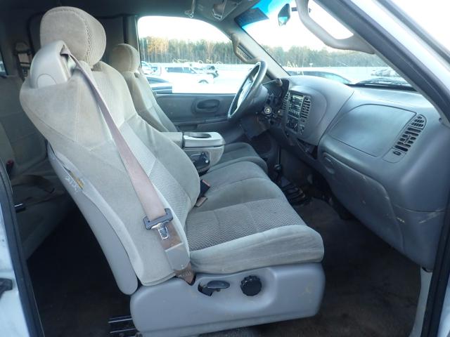 Photo 5 from auction – 2001 FORD F150 with VIN 1FTRX18WX1NC00888