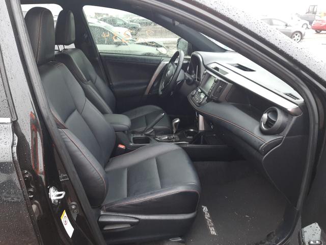 Photo 5 from auction – 2016 TOYOTA RAV4 SE with VIN JTMJFREVXGJ069004