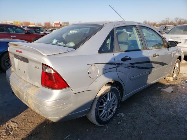 Photo 4 from auction – 2005 FORD FOCUS ZX4 with VIN 1FAFP34NX5W105071