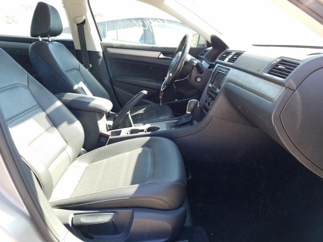 Photo 5 from auction – 2014 VOLKSWAGEN PASSAT SE with VIN 1VWBN7A33EC053869
