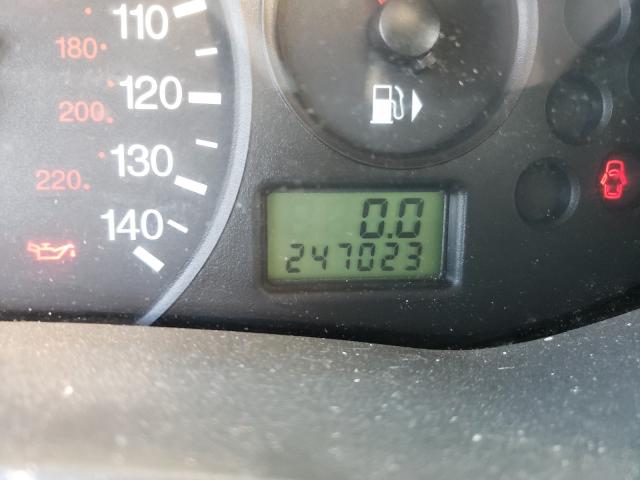 Photo 8 from auction – 2005 FORD FOCUS ZX4 with VIN 1FAFP34NX5W105071