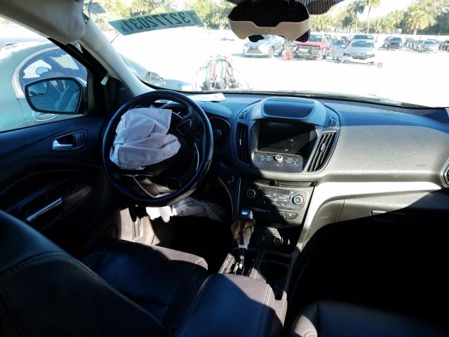 Photo 9 from auction – 2019 FORD ESCAPE SEL with VIN 1FMCU9HD6KUA34769