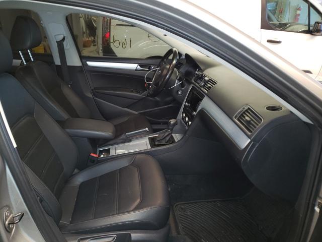 Photo 5 from auction – 2012 VOLKSWAGEN PASSAT with VIN 1VWBH7A35CC031537