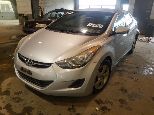 Photo 2 from auction – 2013 HYUNDAI ELANTRA GL with VIN 5NPDH4AE2DH336124