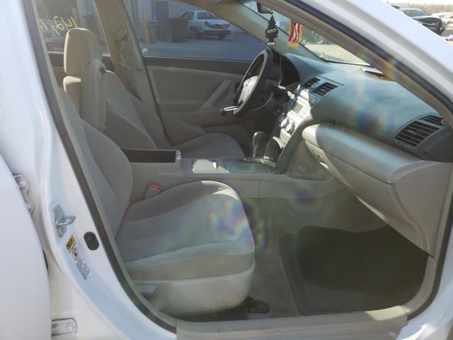 Photo 5 from auction – 2011 TOYOTA CAMRY BASE with VIN 4T1BF3EK0BU712518