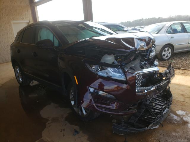 LINCOLN MKC SELECT 2019 with VIN 5LMCJ2C94KUL52972 - Photo from auction