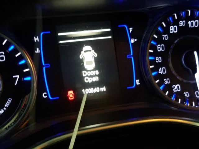 Photo 8 from auction – 2015 CHRYSLER 200 LIMITE with VIN 1C3CCCAB2FN740946