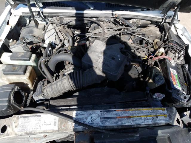 Photo 7 from auction – 2002 FORD EXPLORER S with VIN 1FMZU67E02UC19368