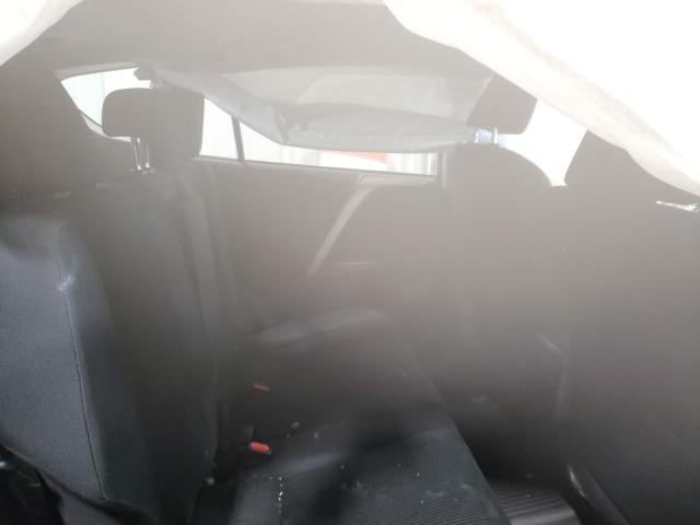 Photo 6 from auction – 2016 TOYOTA RAV4 LE with VIN JTMBFREV2GD177930