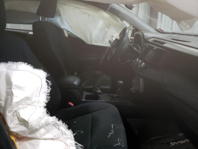 Photo 5 from auction – 2016 TOYOTA RAV4 LE with VIN JTMBFREV2GD177930