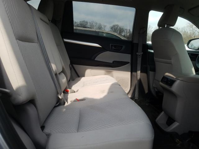 Photo 6 from auction – 2019 TOYOTA HIGHLANDER with VIN 5TDBZRFH4KS933366