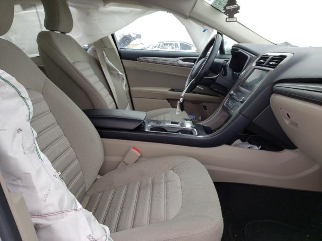 Photo 5 from auction – 2019 FORD FUSION SE with VIN 3FA6P0LU2KR204764