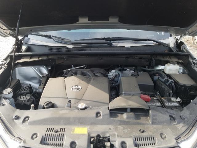 Photo 7 from auction – 2019 TOYOTA HIGHLANDER with VIN 5TDBZRFH4KS933366