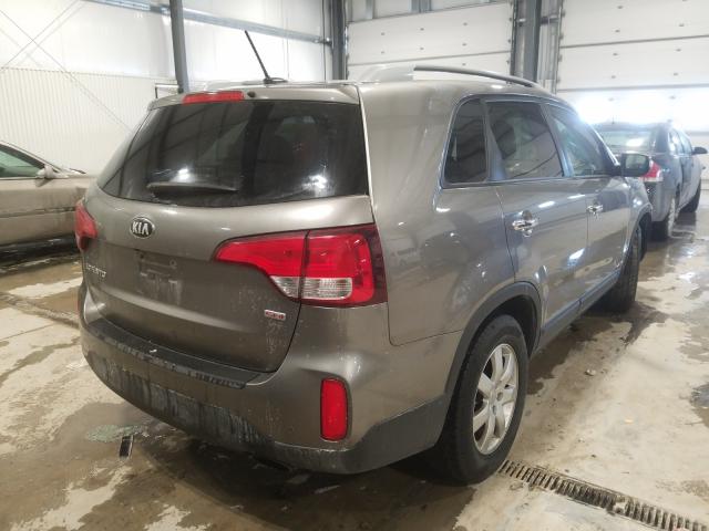 Photo 4 from auction – 2014 KIA SORENTO LX with VIN 5XYKTCA65EG500712
