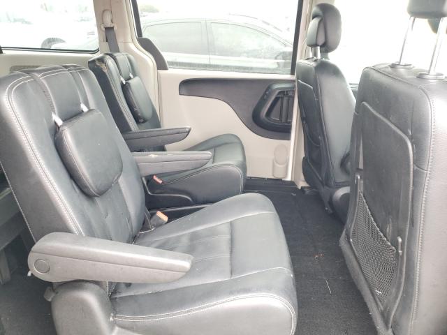 Photo 6 from auction – 2015 CHRYSLER TOWN & COU with VIN 2C4RC1BG7FR755577
