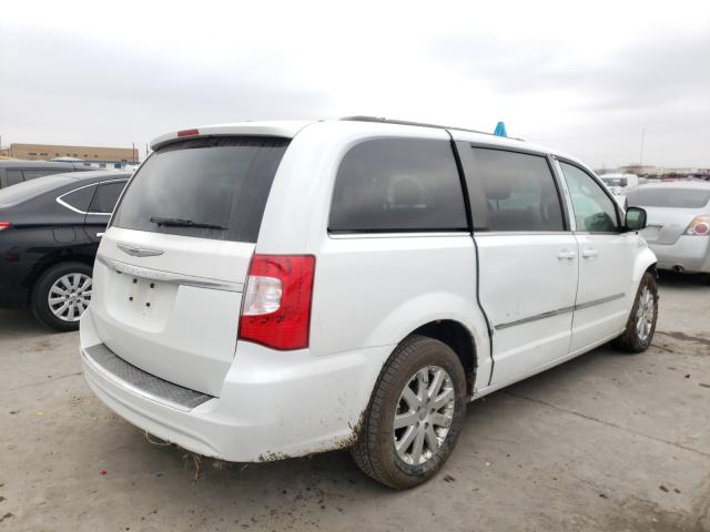 Photo 4 from auction – 2015 CHRYSLER TOWN & COU with VIN 2C4RC1BG7FR755577