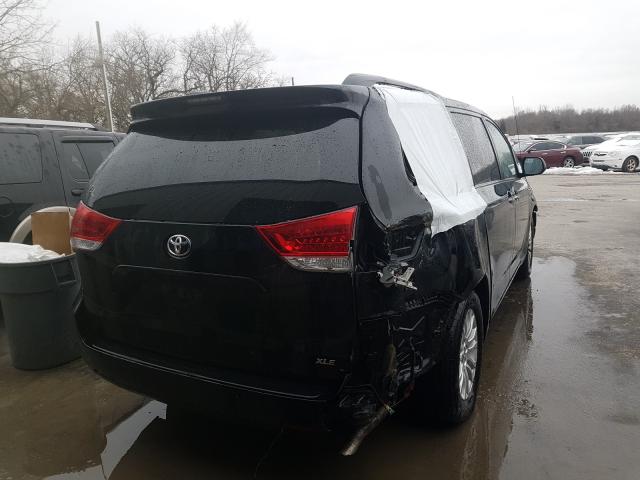 Photo 4 from auction – 2013 TOYOTA SIENNA XLE with VIN 5TDYK3DC6DS285342