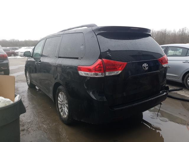Photo 3 from auction – 2013 TOYOTA SIENNA XLE with VIN 5TDYK3DC6DS285342