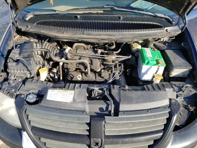 Photo 7 from auction – 2005 DODGE GRAND CARA with VIN 2D4GP44L65R476565