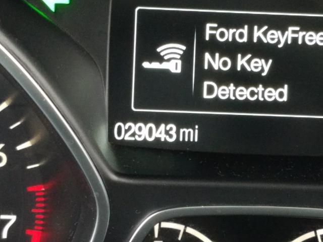 Photo 8 from auction – 2019 FORD ESCAPE SE with VIN 1FMCU9GD6KUA07637