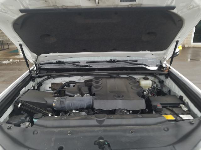 Photo 7 from auction – 2019 TOYOTA 4RUNNER SR with VIN JTEBU5JR0K5706698