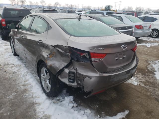 Photo 9 from auction – 2012 HYUNDAI ELANTRA GL with VIN 5NPDH4AE2CH110602