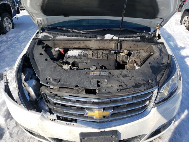 Photo 7 from auction – 2013 CHEVROLET TRAVERSE L with VIN 1GNKRGKD6DJ136356