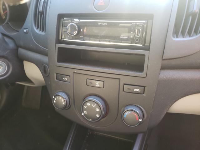 Photo 9 from auction – 2010 KIA FORTE EX with VIN KNAFU4A29A5055716
