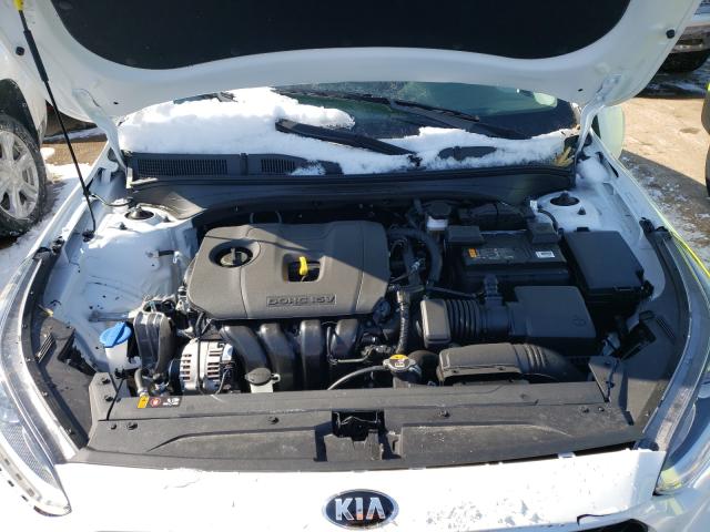 Photo 7 from auction – 2021 KIA FORTE FE with VIN 3KPF24AD5ME289063
