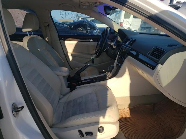 Photo 5 from auction – 2014 VOLKSWAGEN PASSAT SEL with VIN 1VWCN7A3XEC118933