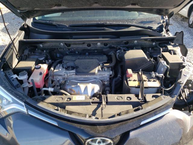 Photo 7 from auction – 2017 TOYOTA RAV4 LIMIT with VIN JTMYFREV3HJ712387