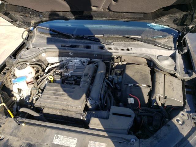 Photo 7 from auction – 2017 VOLKSWAGEN JETTA SE with VIN 3VWDB7AJ2HM236585