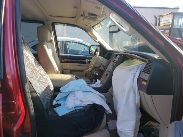 Photo 5 from auction – 2005 LINCOLN NAVIGATOR with VIN 5LMFU28565LJ10821