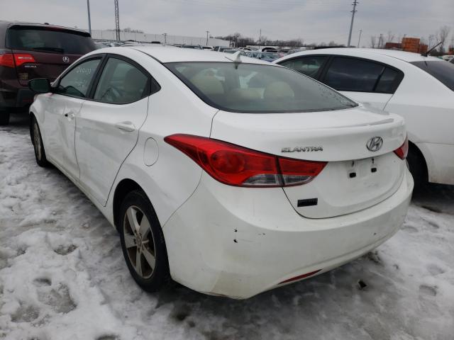 Photo 3 from auction – 2012 HYUNDAI ELANTRA GL with VIN 5NPDH4AE2CH125715