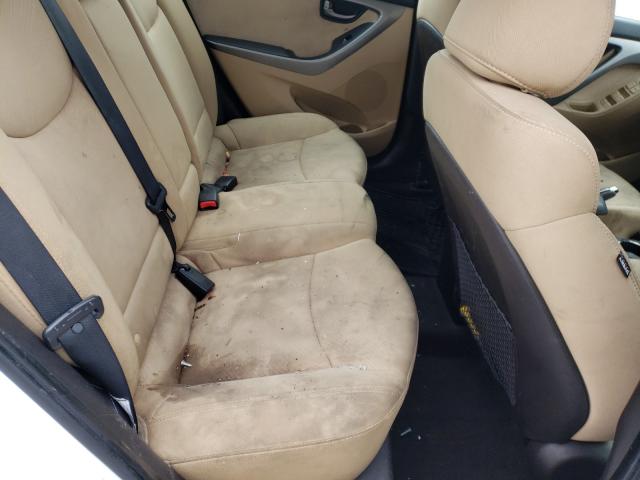 Photo 6 from auction – 2012 HYUNDAI ELANTRA GL with VIN 5NPDH4AE2CH125715