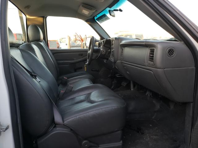 Photo 5 from auction – 2006 CHEVROLET SILVERADO with VIN 1GBHC24UX6E276382