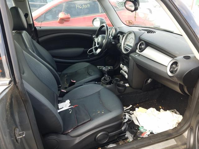 Photo 5 from auction – 2010 MINI COOPER with VIN WMWMF3C54ATZ66017