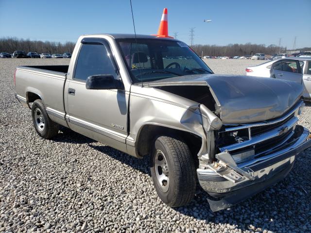CHEVROLET C-1 1998 with VIN 1GCEC14M2WZ177556 - Photo from auction