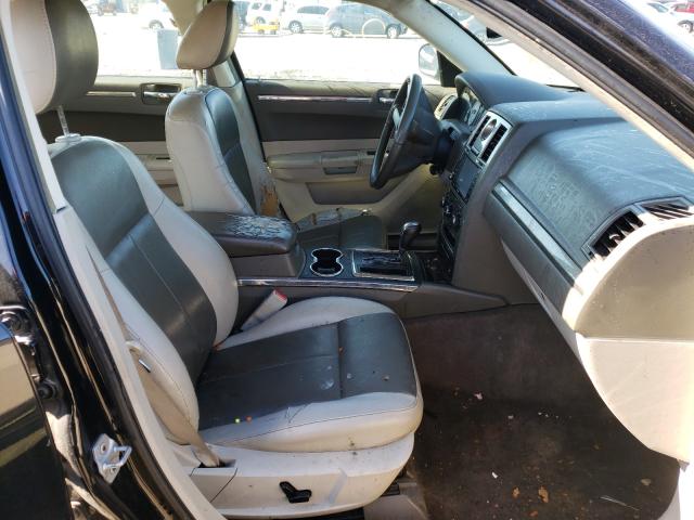 Photo 5 from auction – 2008 CHRYSLER 300 TOURIN with VIN 2C3LA53G18H178477