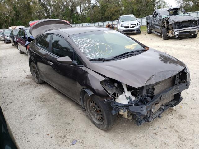 Photo 1 from auction – 2018 KIA FORTE LX with VIN 3KPFK4A70JE182203