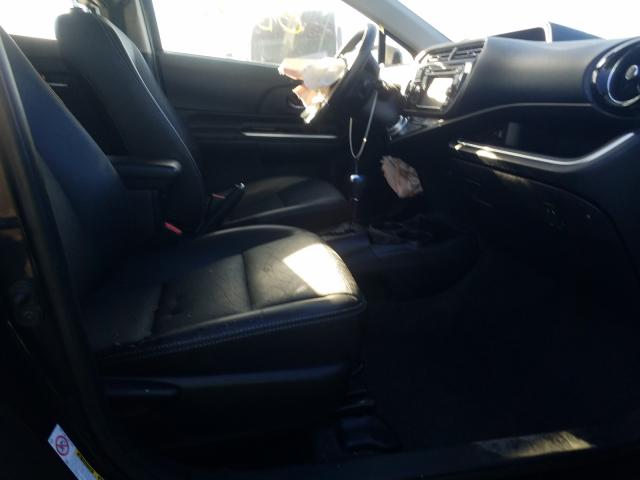 Photo 5 from auction – 2017 TOYOTA PRIUS C with VIN JTDKDTB37H1597613