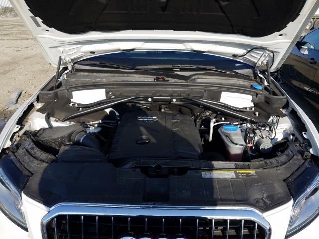 Photo 7 from auction – 2017 AUDI Q5 PREMIUM with VIN WA1C2AFP1HA098148