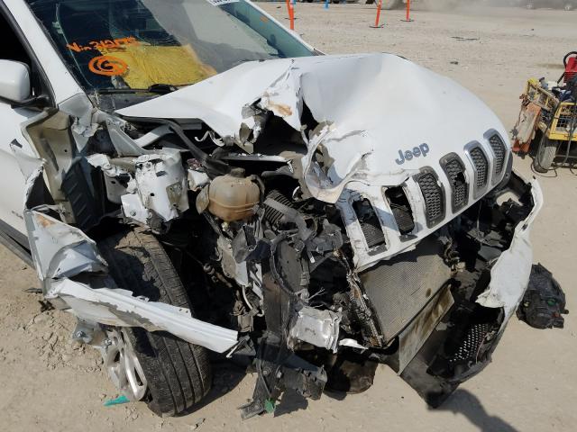 Photo 9 from auction – 2014 JEEP CHEROKEE L with VIN 1C4PJLCB6EW312175