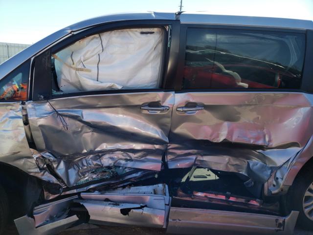 Photo 10 from auction – 2017 TOYOTA SIENNA XLE with VIN 5TDYZ3DC4HS886170