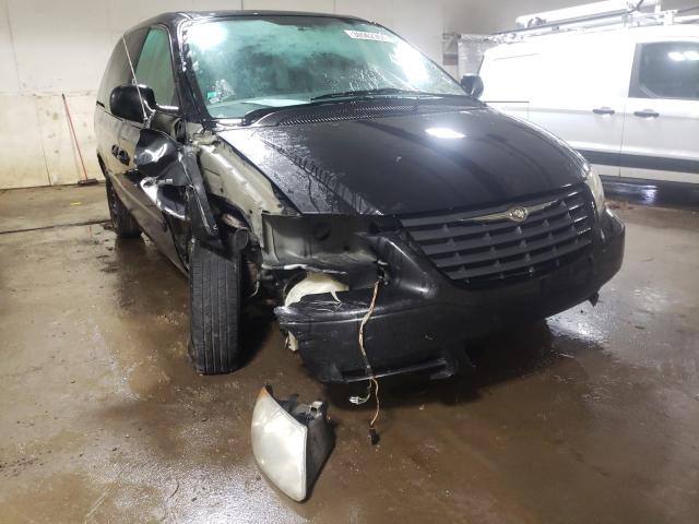 CHRYSLER TOWN & COU 2007 with VIN 1A4GJ45R47B112500 - Photo from auction