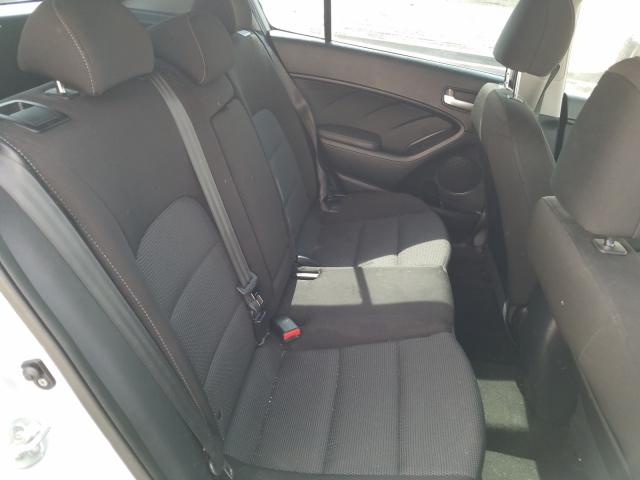 Photo 6 from auction – 2017 KIA FORTE LX with VIN KNAFK5A87H5705833