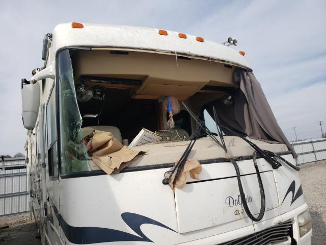 Photo 9 from auction – 2004 DOLP MOTORHOME with VIN 5B4MP67G743392939