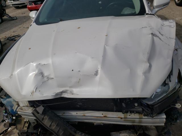 Photo 7 from auction – 2016 FORD FUSION SE with VIN 3FA6P0HD2GR325388